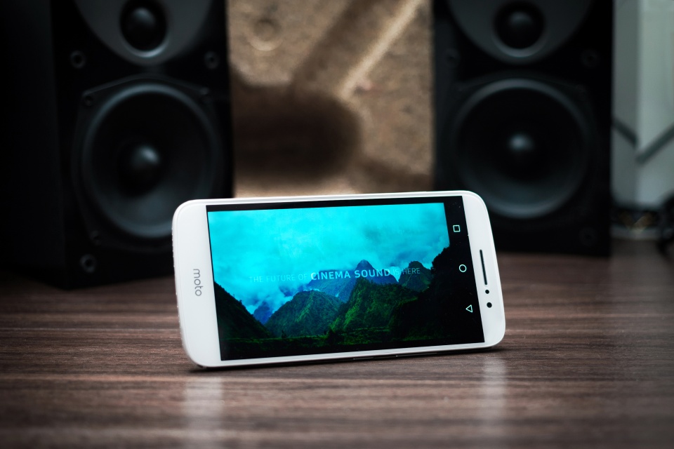 【評測】Motorola Moto M：平玩 Dolby Atmos 流動影院
