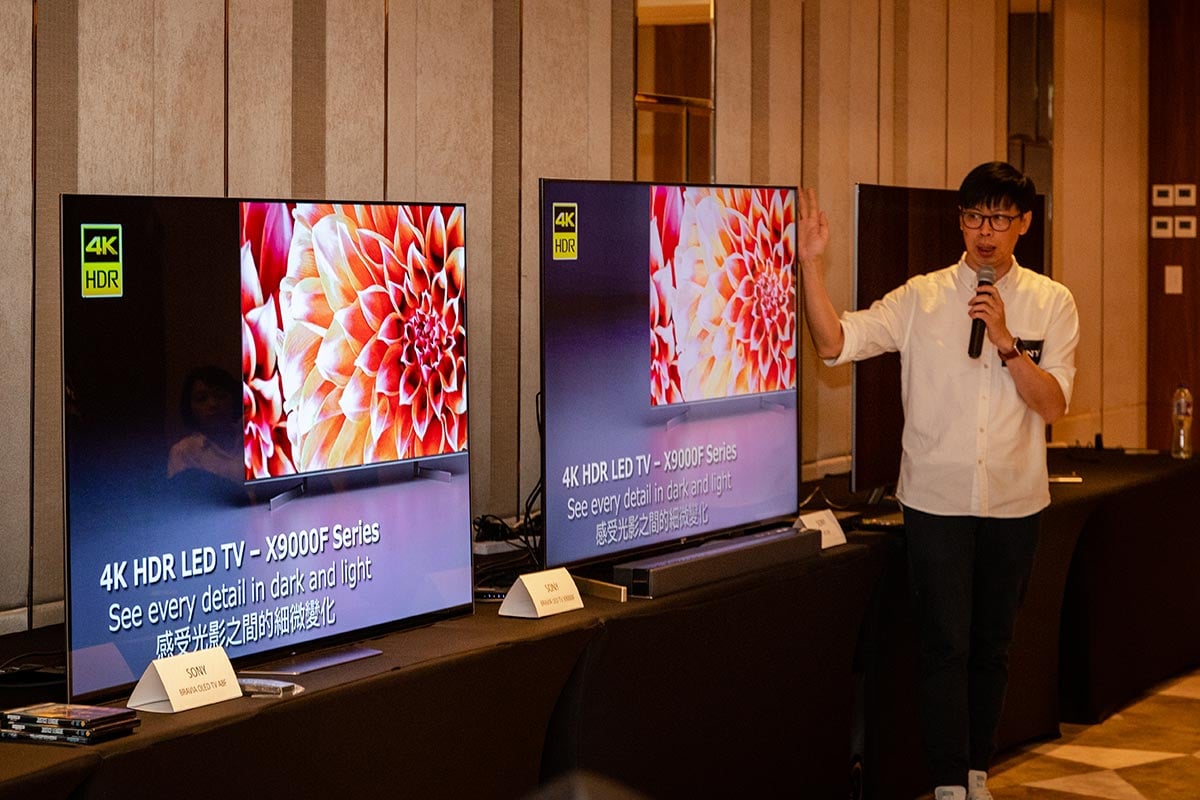 Sony 早前正式帶來了 2018 年最新 4K 電視系列，包括第二代 4K OLED 電視 A8F 以及高階 4K LED 電視系列 X9000F，配合最新的 Dolby Vision 韌體升級，可以帶來現時最頂級的 4K 畫面。早前 Sony 聯同 SPILL 就舉辦了新電視系列的體驗活動，讓參加的朋友可以近距離、以最貼近家居環境使用的畫面設定，仔細比較一下新電視在 X1 Extreme 處理器、Dolby Vision 以及 X-Motion Clarity 技術下帶來的畫質提升。同場還有 Sony 最新推出的 Dolby Atmos Soundbar 系列 HT-Z9F 及 HT-X9000F 的示範，聲效包圍感好多到場的朋友都力讚。