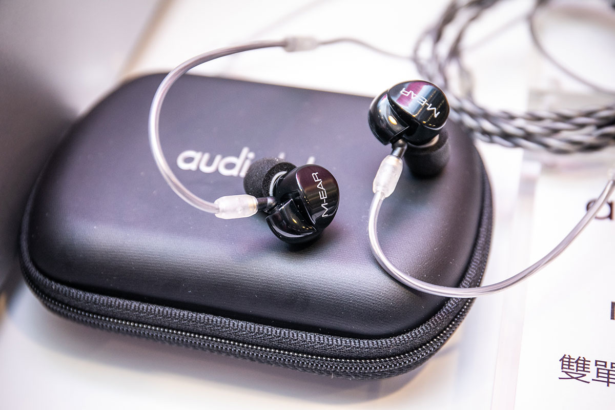 Audiolab 的音響產品一向性價比都好高，在香港亦都有不少捧場客。在剛過去的視聽展，我們就遇到負責 Audiolab 所屬 IAG 集團的 Global Head of Sales & Marketing、IAG Hi-Fi Division 負責人 Jamie O’Callaghan，趁這次機會跟他了解一下品牌最近的新產品以及發展方向。雖然沒有正式確認，不過 Audiolab 快將有其他重磅新產品推出。