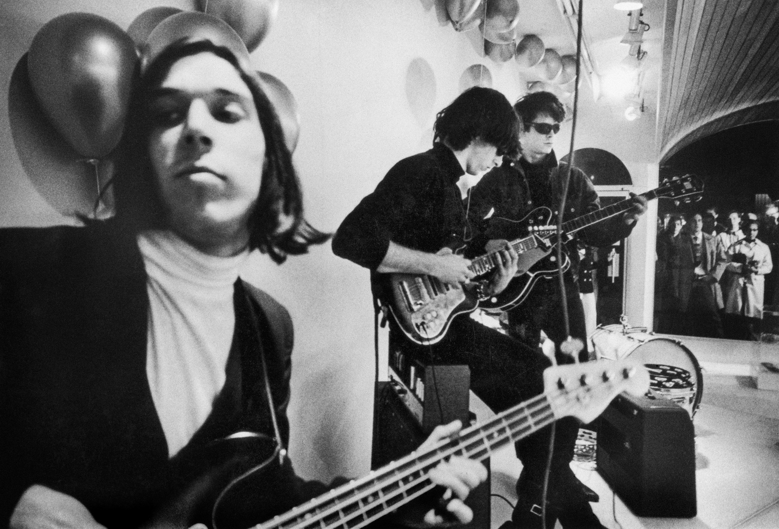 《The Velvet Underground》：重構紐約六十年代前衛藝術圈氛圍