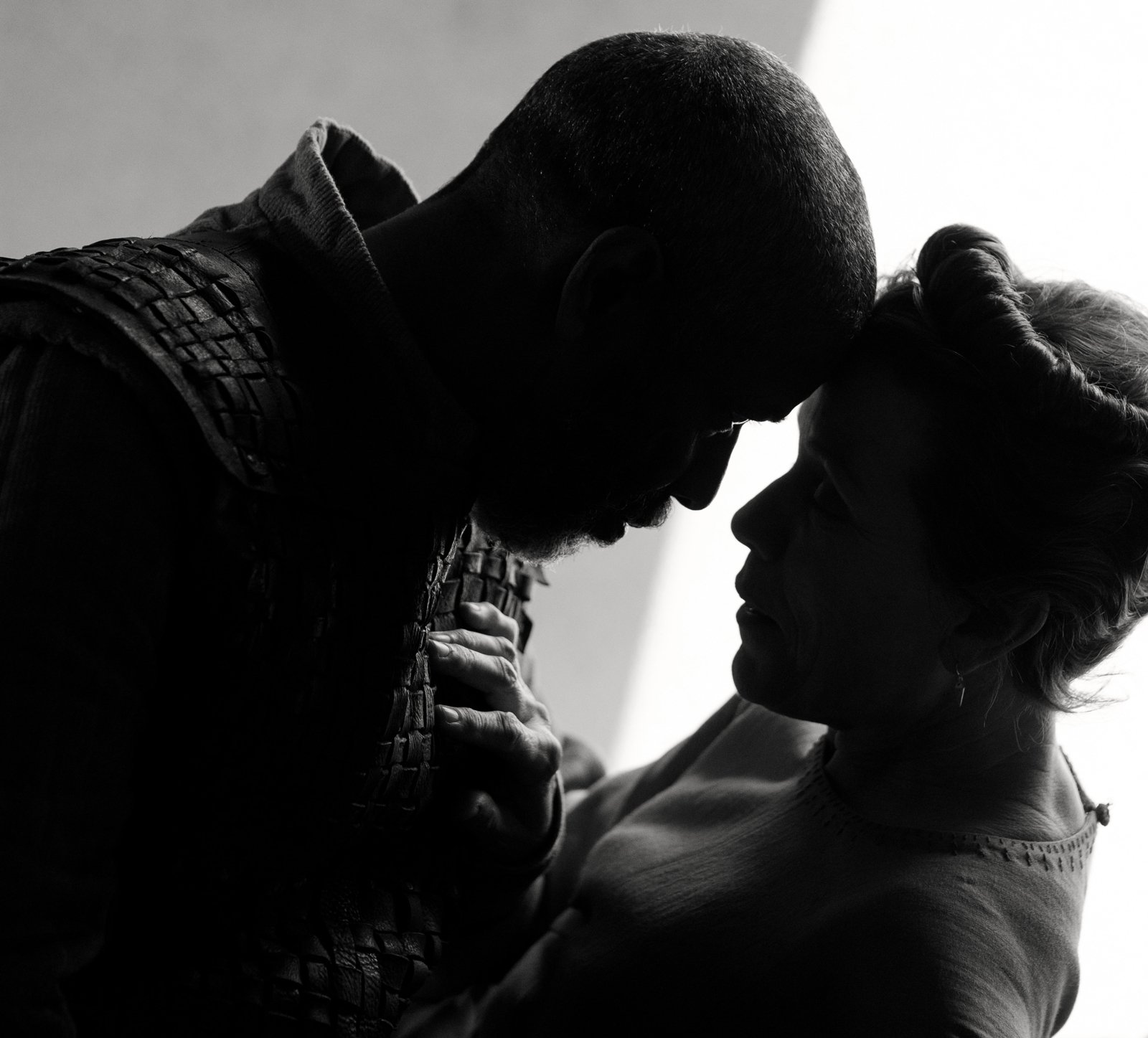 【影評】《馬克白》：高安與莎士比亞合夥的黑色電影