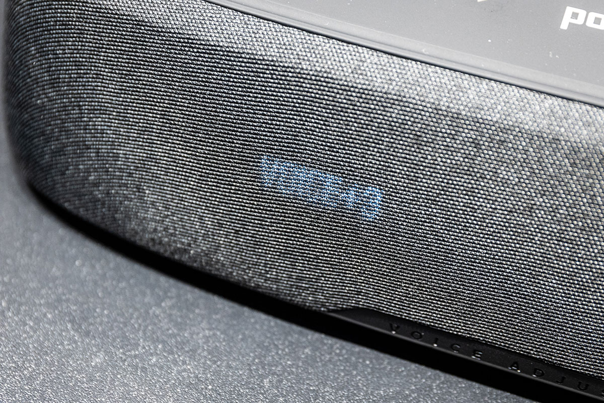 Polk Audio 之前推出的 MagniFi Mini 可算是其中一款音質表現最好的迷你 Soundbar，今次最新推出的 MagniFi Mini AX 在保持原有小巧體型之下，設計更加簡潔有型，而且加入了 Dolby Atmos 和 DTS:X 的 3D 音效，HDMI 也升級支援 eARC，還有 AirPlay 2 和 Chromecast 的齊全網絡音樂串流功能。