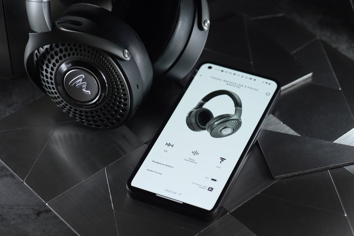 最近個人音響代理商 Soundwave Audio 正式成為 Focal 耳機系列的港澳代理，為大家引入品牌優質耳機產品。頭戴式耳機，有的注重外形，有的重視降噪，有的則是音質，三者同樣出色的，給我留下深刻印象其實不多，但今次評測的 Focal Bathys 正是一員了。