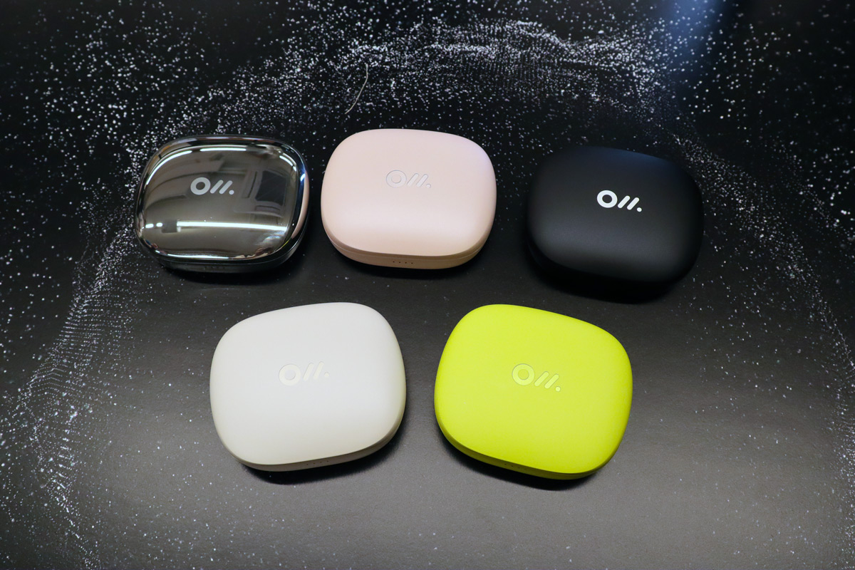 Oladance  擁有 OWS（Open Wearable Stereo）專利技術，於 2021 年推出全開放式 OWS 1 耳機之後，積極聽取用家的意見並加以改良，最近推出了 OWS Pro，集合了人體工學概念與品牌多款專利音頻技術於一身。