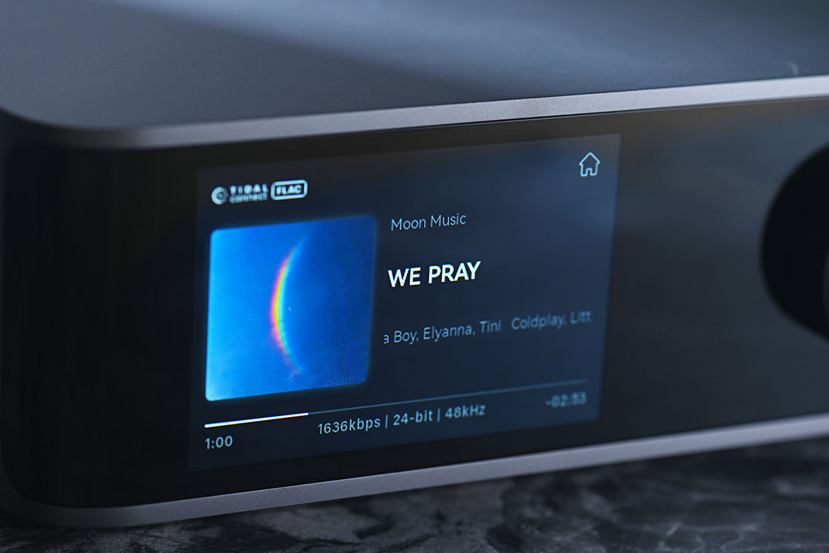 講到近年網絡音樂串流器材當中，崛起最迅速的品牌之一絕對就是 WiiM，實惠的價錢、豐富的功能，讓 WiiM 的串流產品吸引了不少入門和升級用家。而隨著串流平台的選擇愈來愈豐富，兼容性一向相當高的 WiiM 就顯得更加吸引。今次借到手測試的 Amp Pro 就集串流放大於一身，駁對喇叭就可以聽歌，Ultra 則可以配搭擴音機或者主動式喇叭使用，今次就同大家詳細測試一下。