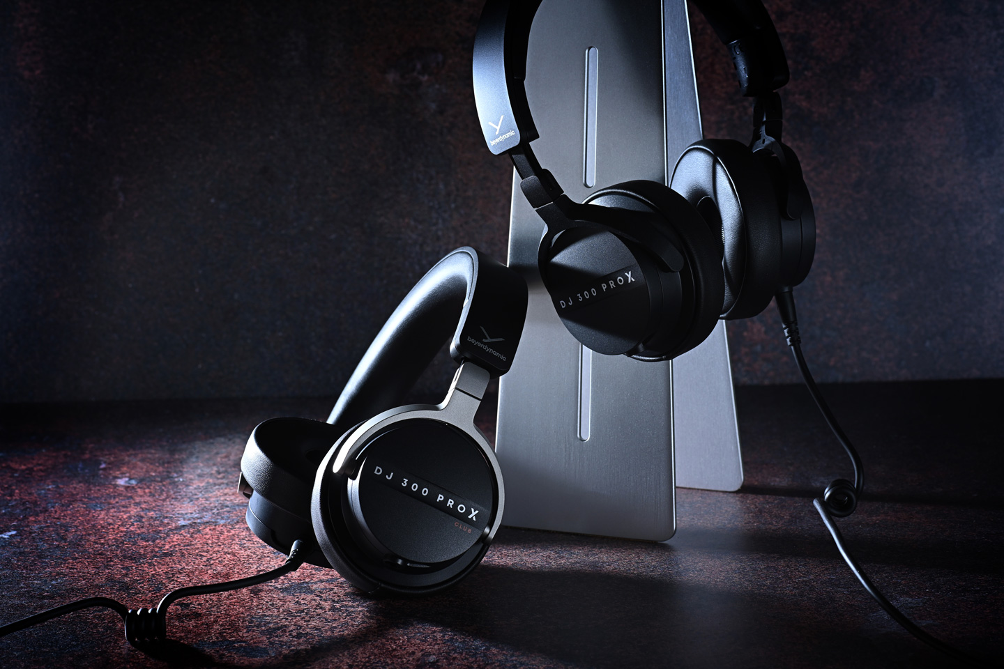 【評測】Beyerdynamic DJ 300 Pro X & Pro X Club：重返 DJ 耳機市場的德國工藝