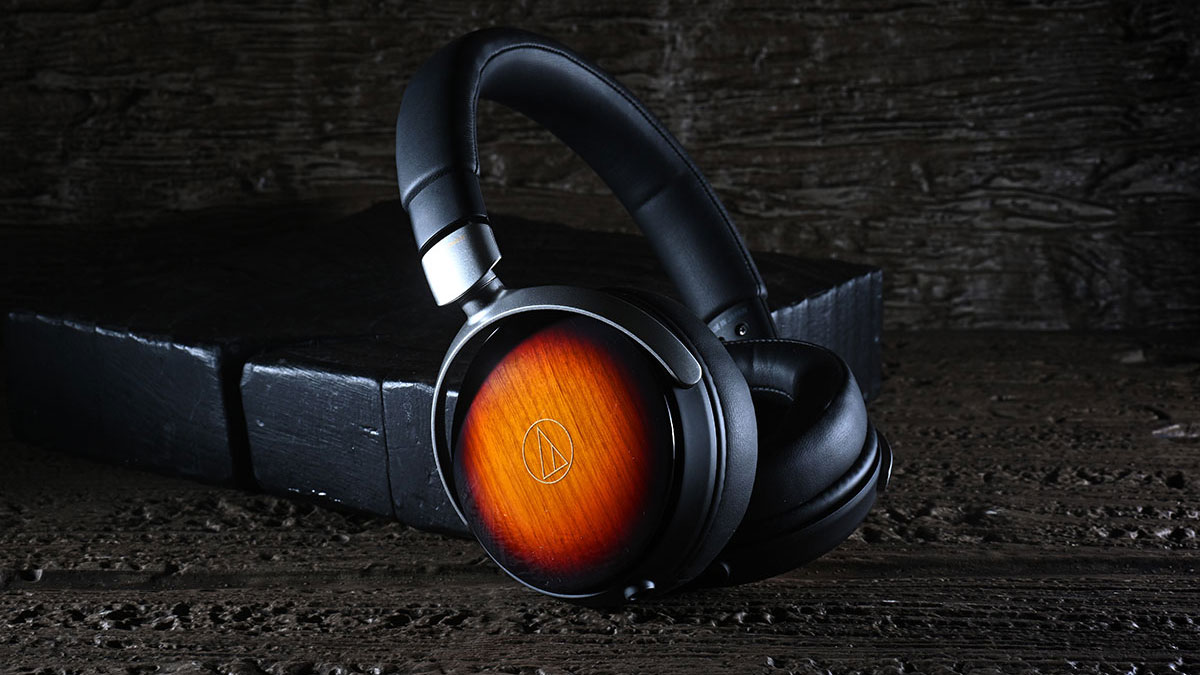 【評測】Audio-Technica ATH-WP900SE：結他工藝遇上耳機美學！不止為弦樂而生的限量版