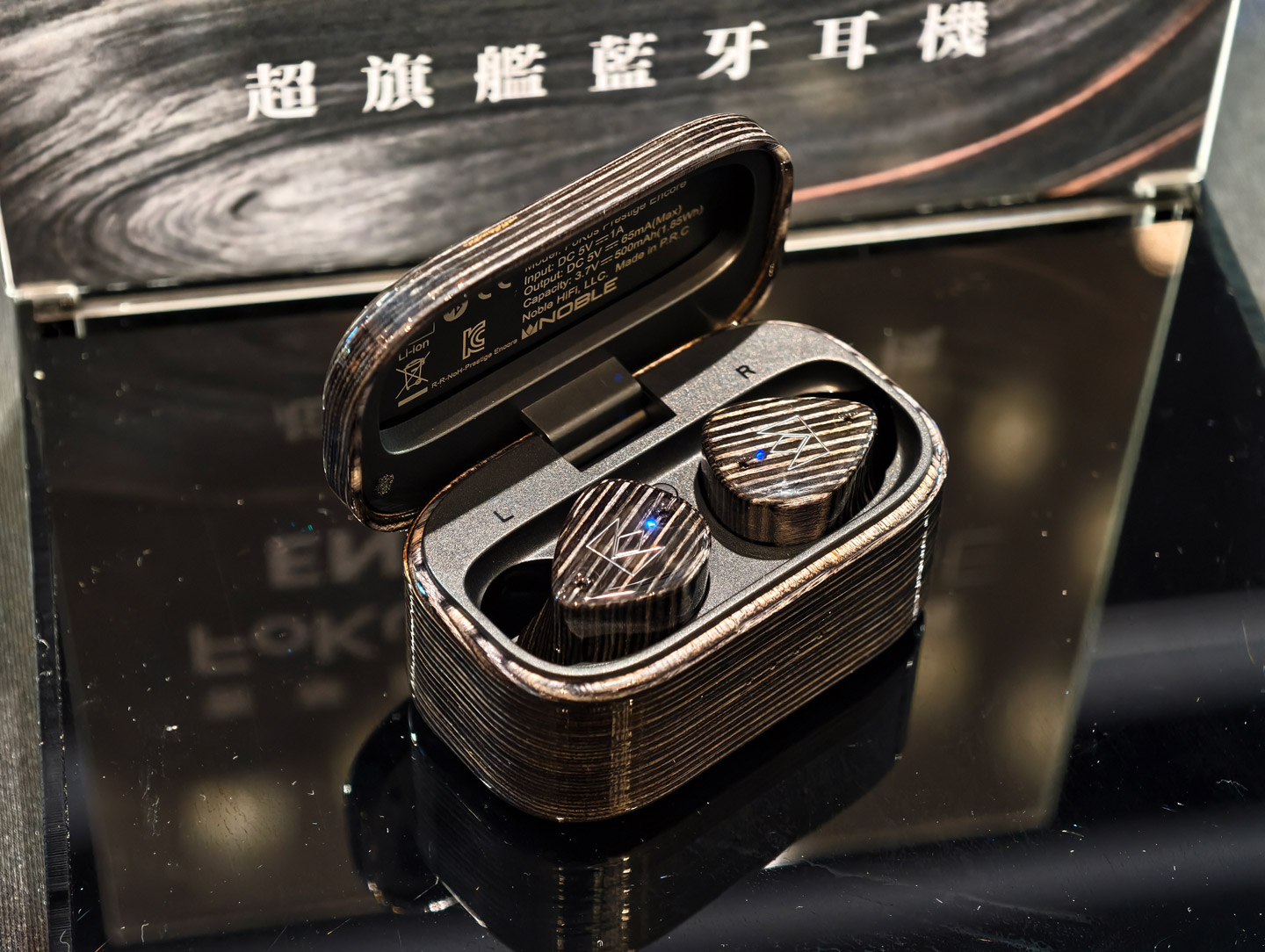 全球知名的個人音頻展會品牌 CanJam Global 的香港站，已於剛過去的週六、日在香港海洋公園萬豪酒店舉行並圓滿結束。今年的展會吸引了更多耳機品牌參展，參觀者可以直接與品牌代表交流，並且看到許多最新產品和工程樣板機。展會中特別挑選了多款備受矚目的熱門新品，這些產品大多數預計會在 2026 年第二季正式面世。