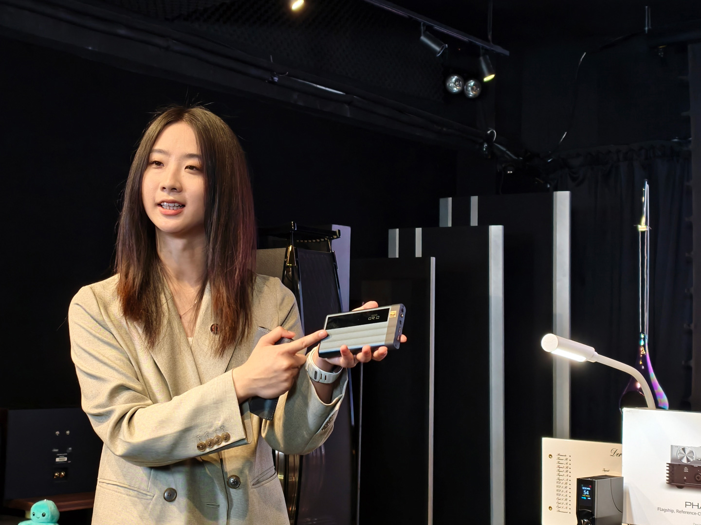 雅詠音響今日正式宣佈，成為英國高端音響品牌 iFi Audio 及其電源技術品牌 Silent Power 於香港及澳門地區的官方代理，全面負責兩大品牌在區內的市場推廣、銷售及售後服務。