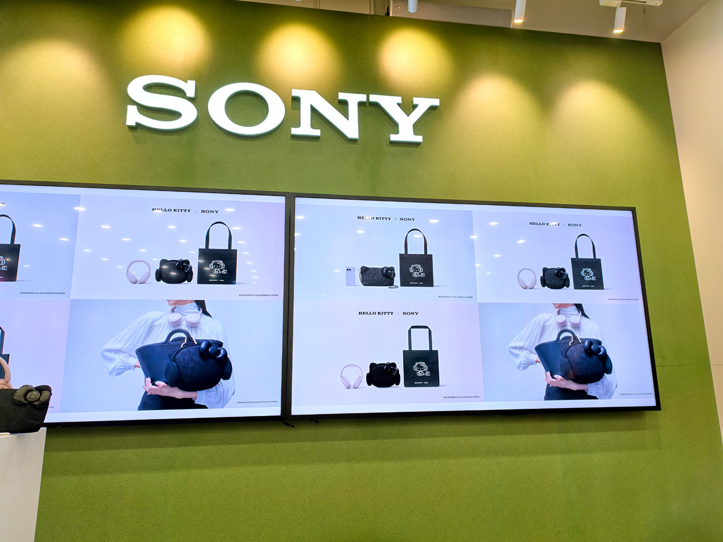 Sony 近日一口氣帶來兩項焦點消息，先是首度聯乘 Sanrio 人氣角色 Hello Kitty，推出限量版聯乘系列，並於 Sony Store 獨家發售；同時亦宣佈升級旗下中階及入門級頭戴式耳機陣容，推出全新 WH-CH730N 無線降噪耳機及 WH-CH530 無線耳機，為普羅大眾帶來更貼地的選擇。